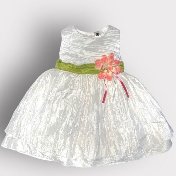Cherokee Infants Crinkle White Puffy Formal Dress Size 9M - Picture 2 of 11